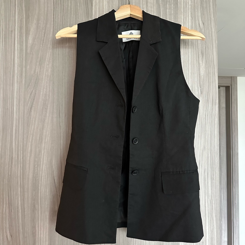 Babaton Black Sleeveless Blazer Vest